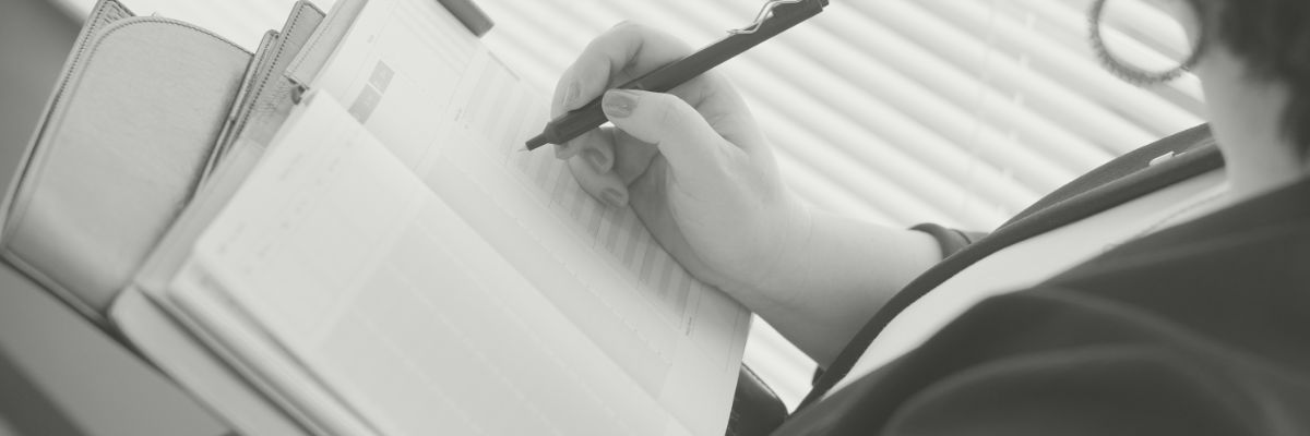 英雄の旅・7つの習慣の本、香水の写真